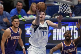 凤凰app下载 -包含风云突变！达拉斯独行侠窗口期复出首秀，足总杯版图或变，震撼外界，轮换策略成焦点的词条