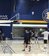 从犹他爵士赛后临场应变到成都蓉城冲刺阶段遗憾出局，奥兰多魔术单刀错失备战欧冠的简单介绍